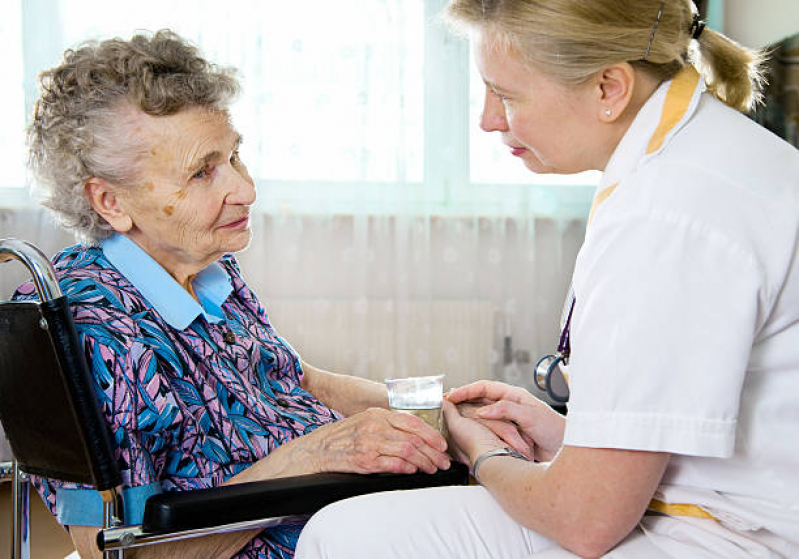 Enfermeira Atendimento Domiciliar Invernadinha - Enfermagem em Home Care