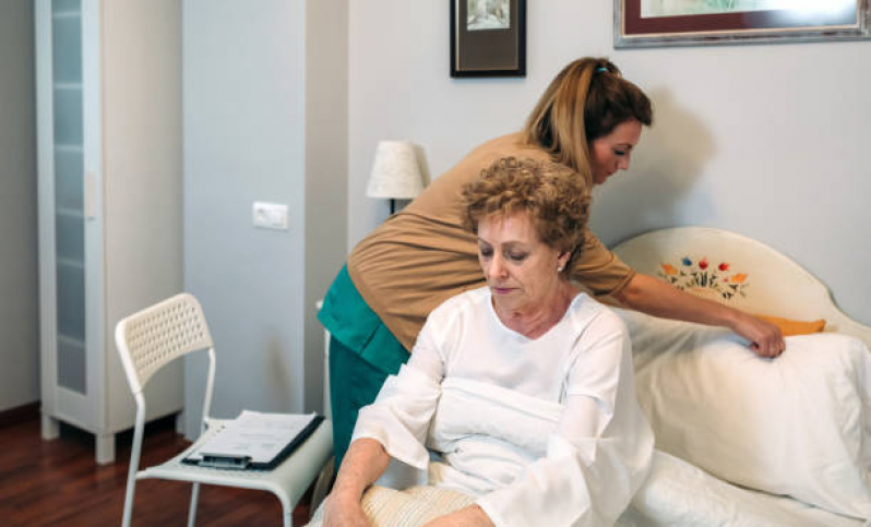 Serviço de Atendimento Domiciliar para Idosos Acamados Residencial Colinas Nova Marau - Serviço de Atendimento de Idosos com Alzheimer